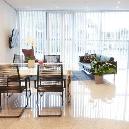 Apartamento Exklusive Stadtoase Design-wohnung - Panoramablick *