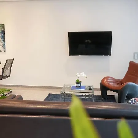 Exklusive Stadtoase Design-wohnung - Panoramablick דירה קובלנץ